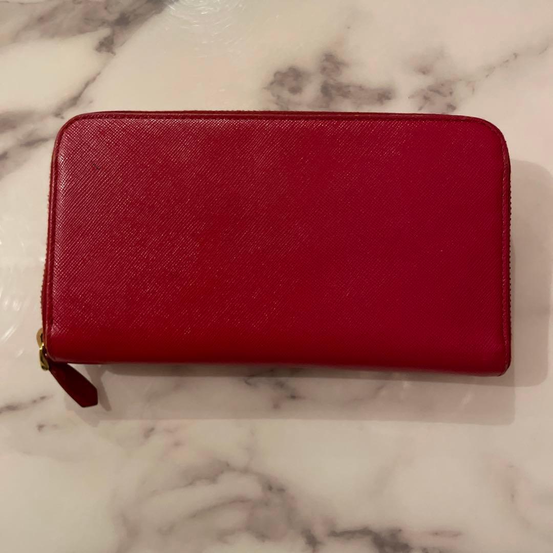 プラダ　リボン　長財布　ゴールド金具　赤　サフィアーノレザー