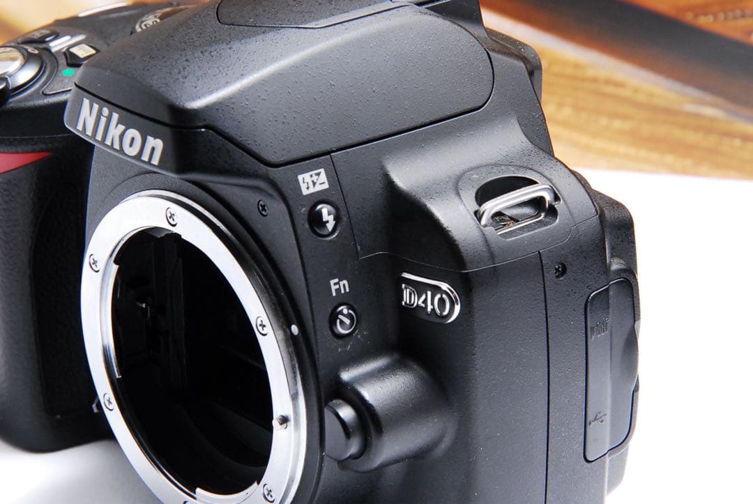 ⭐️美品⭐️Nikon D40 一眼レフ フルセット スマホ転送　SNS エモい