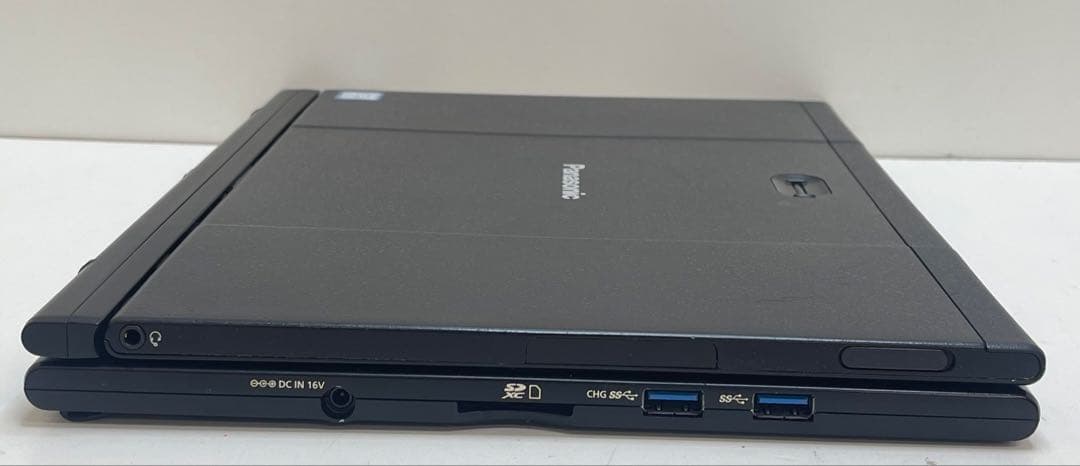 #150 パナソニック CF-XZ6 2in1 i5-7300U 8GB 256