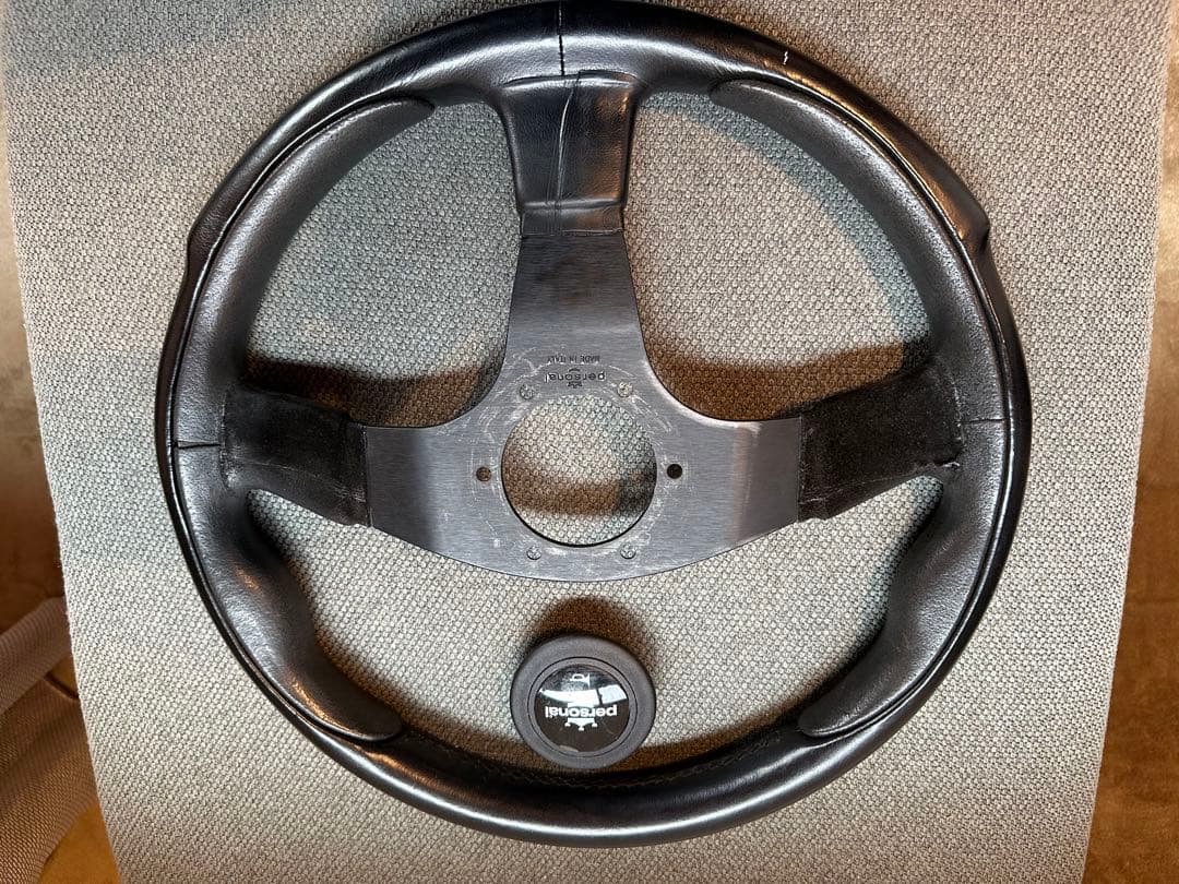 パーソナル製 PERONAl ハンドル 35パイ イタリア製 Momo