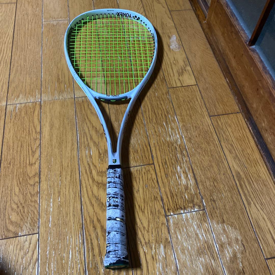 ヨネックス　ナノフォース　レブ8V