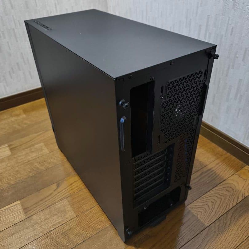 Fractal Design Pop Silent Black PCケース