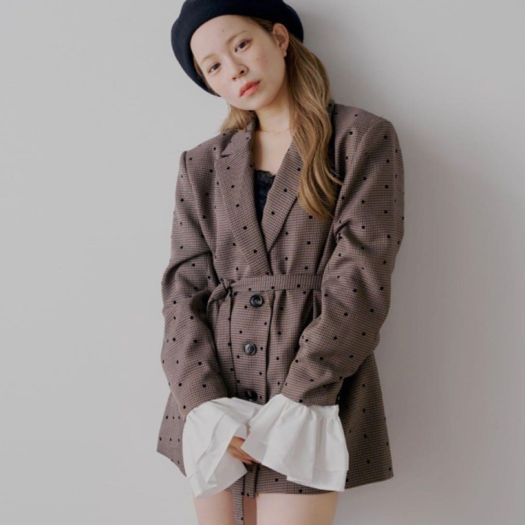 yuzuコラボ企画 裾フリルオーバージャケット