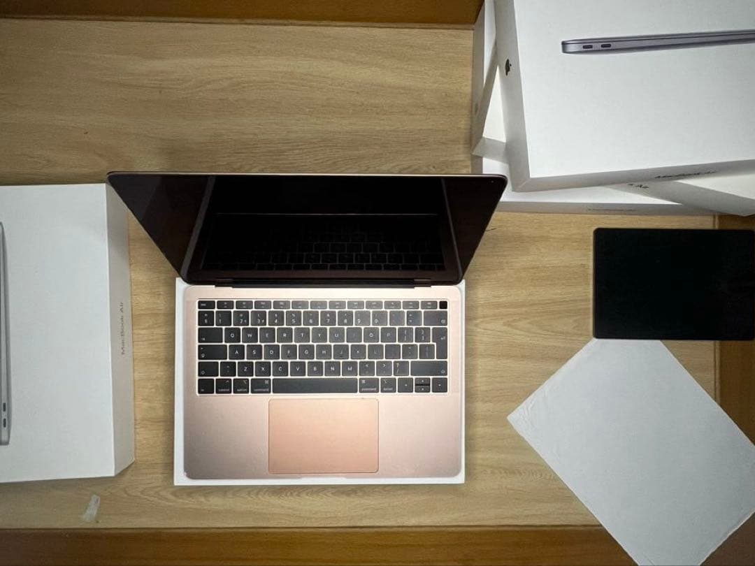 2024年OS】MacBook Air 大人気なローズゴールド
