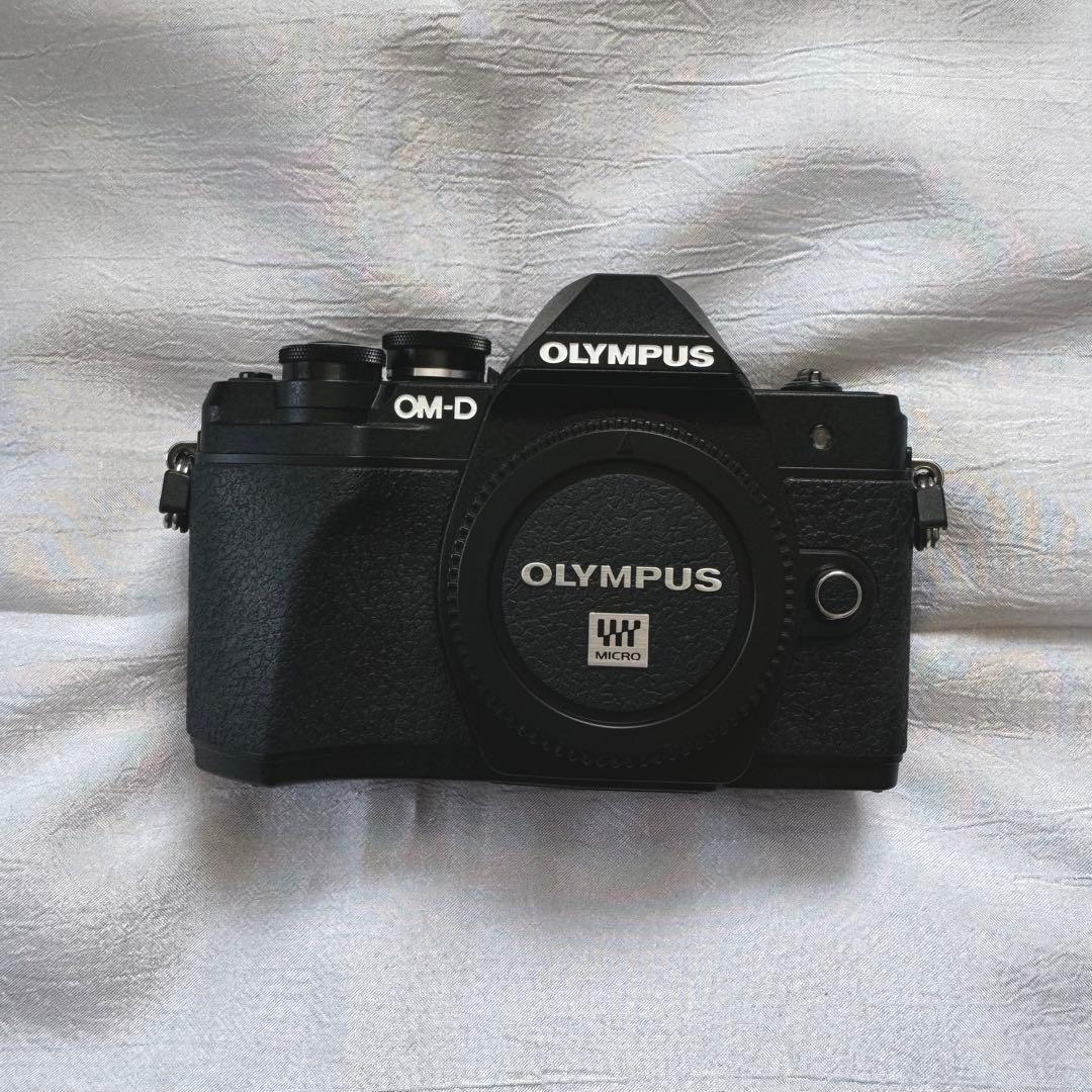 【最終値下げ】オリンパスOM-D E-M10 MarkIIIキット＆バッテリー他