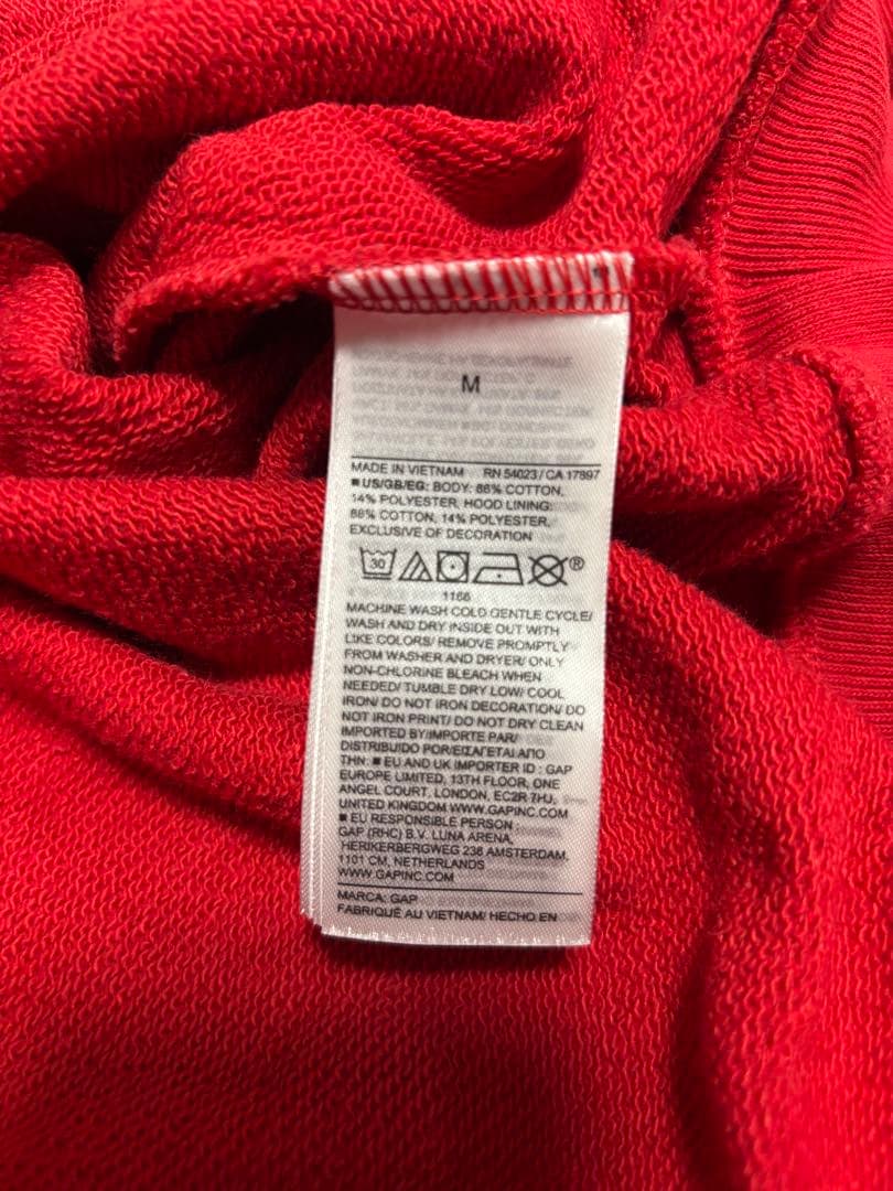 ☆完売品☆【GAP】30th アニバーサリー クロップドパーカー レッド M