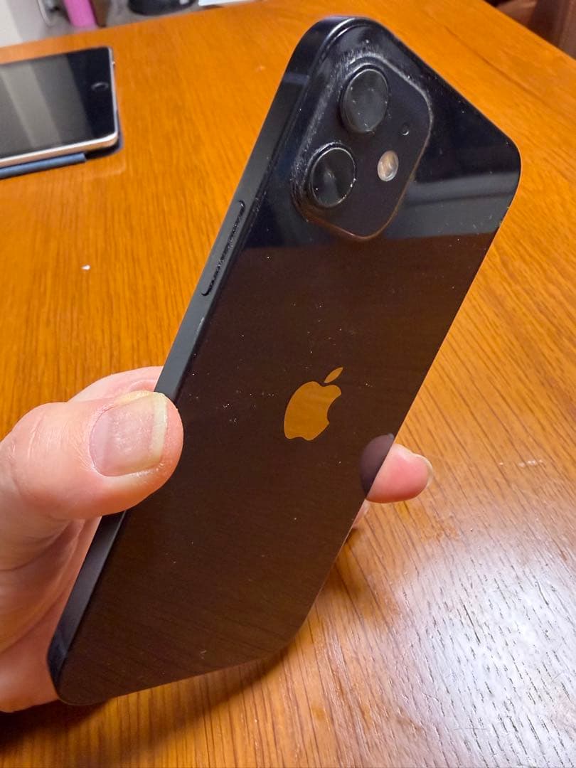 iPhone 12 64GB [ブラック]