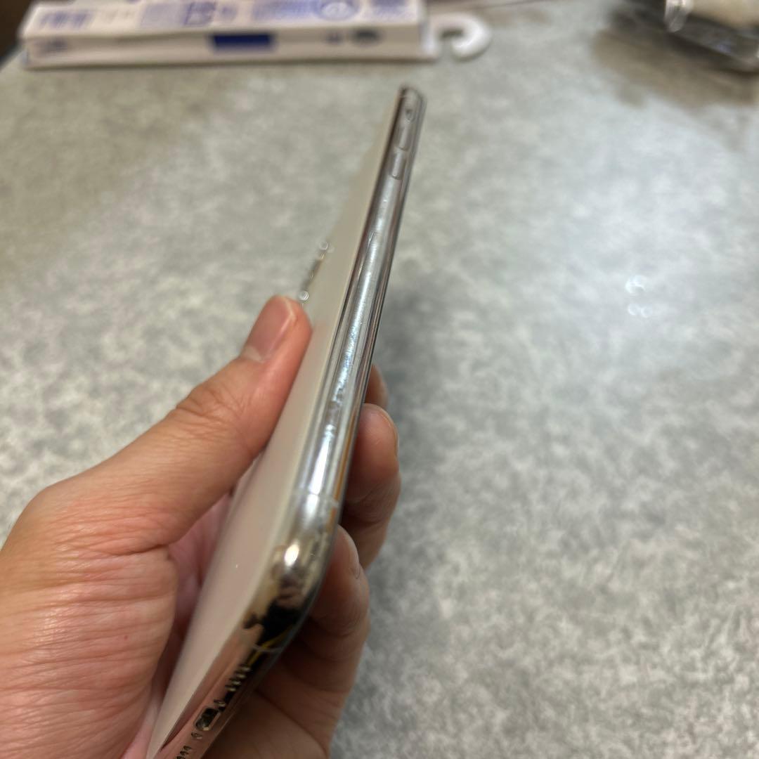 Apple iPhone 11 Pro Max 256GB バッテリー81%