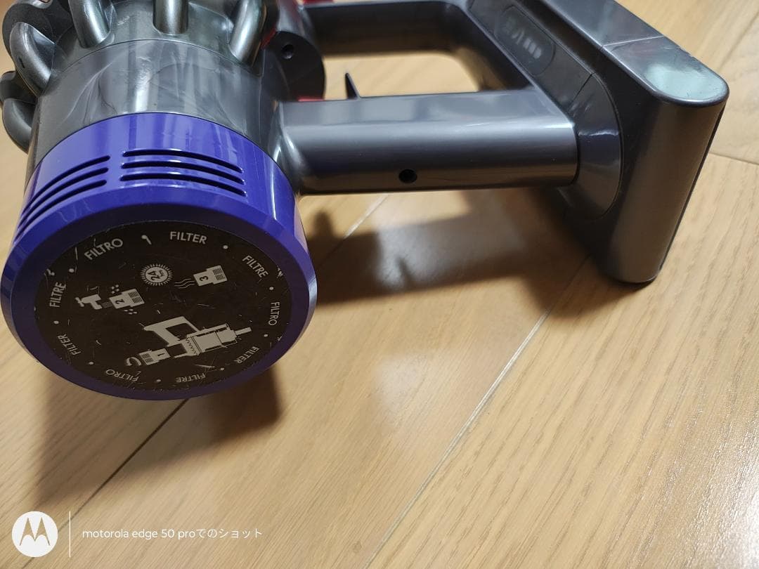 ダイソン★コードレス掃除機★V10本体★ＳV12★バッテリー新品と大差なし★2