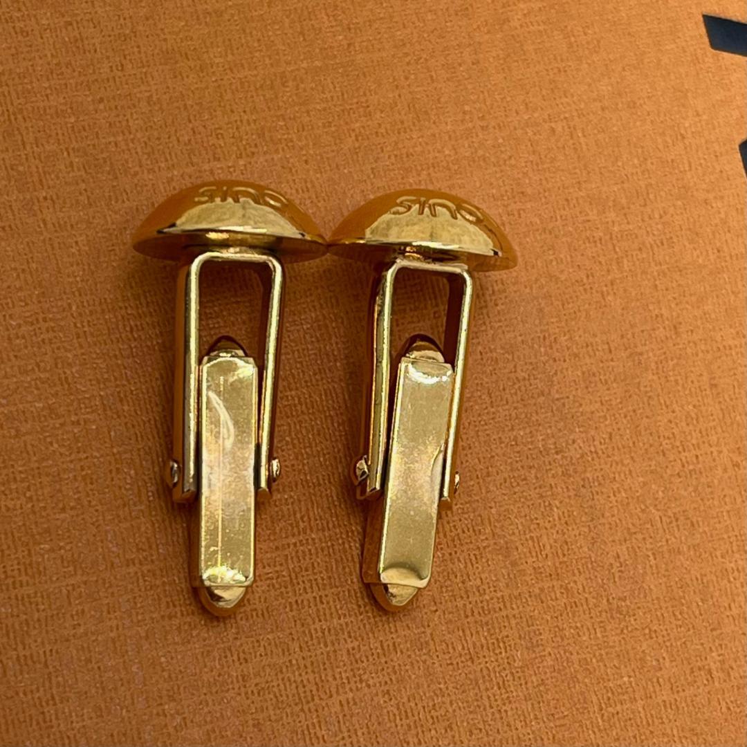 美品✨　ルイヴィトンlouis vuitton カフリンクス　カフス　ケース付き