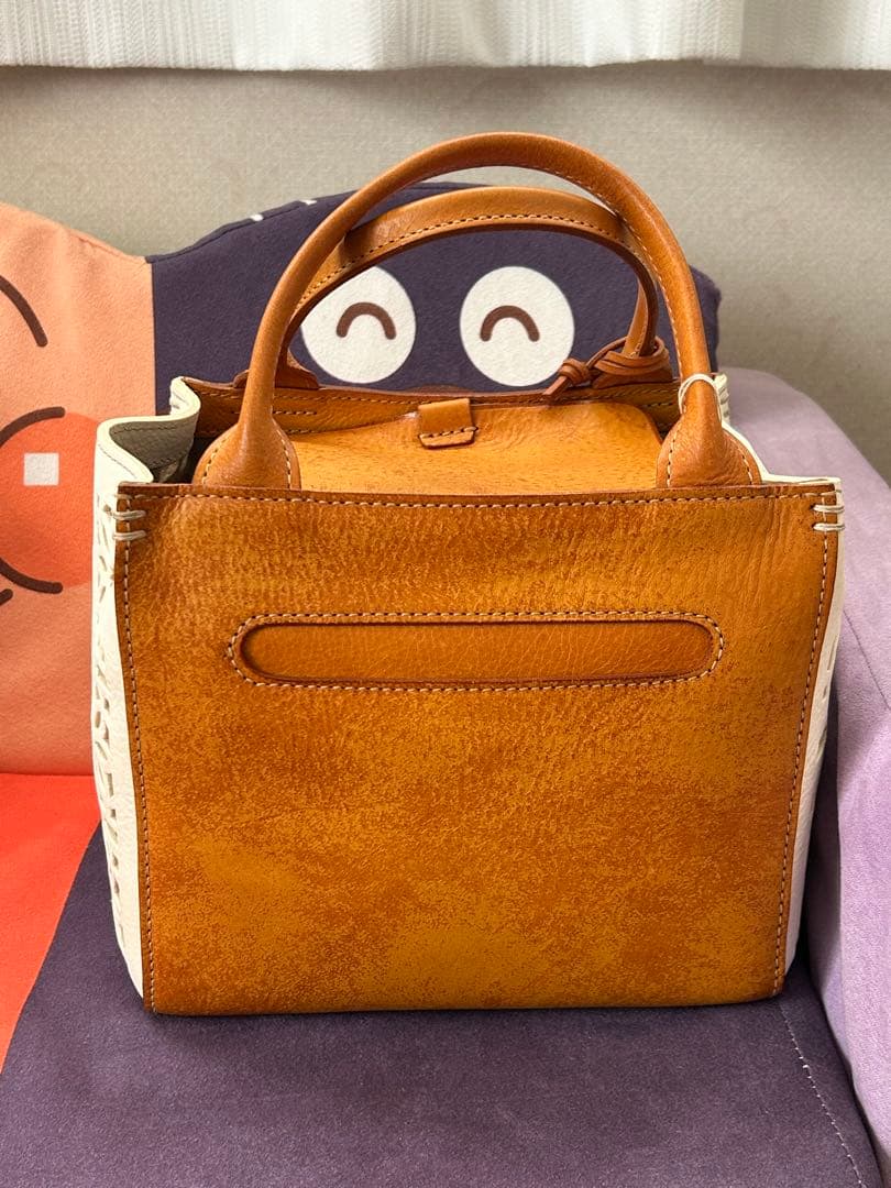 じ*こ様 genten カットワークハンドバッグ