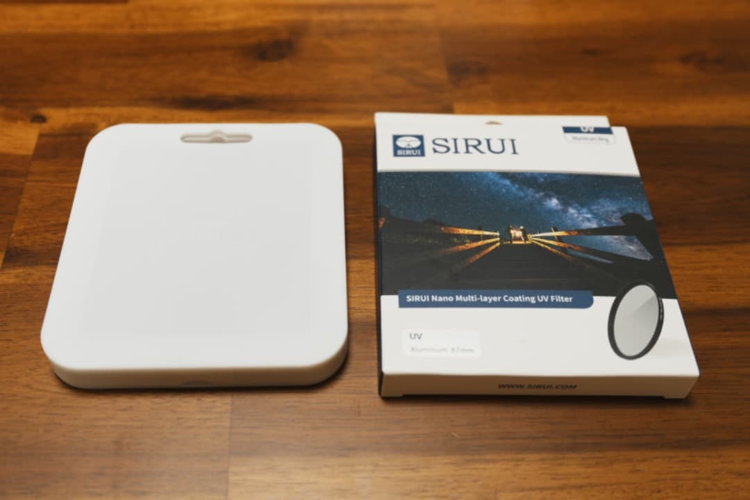 SIRUI Aurora 85mm F1.4 フィルター2点 レンズポーチ付属