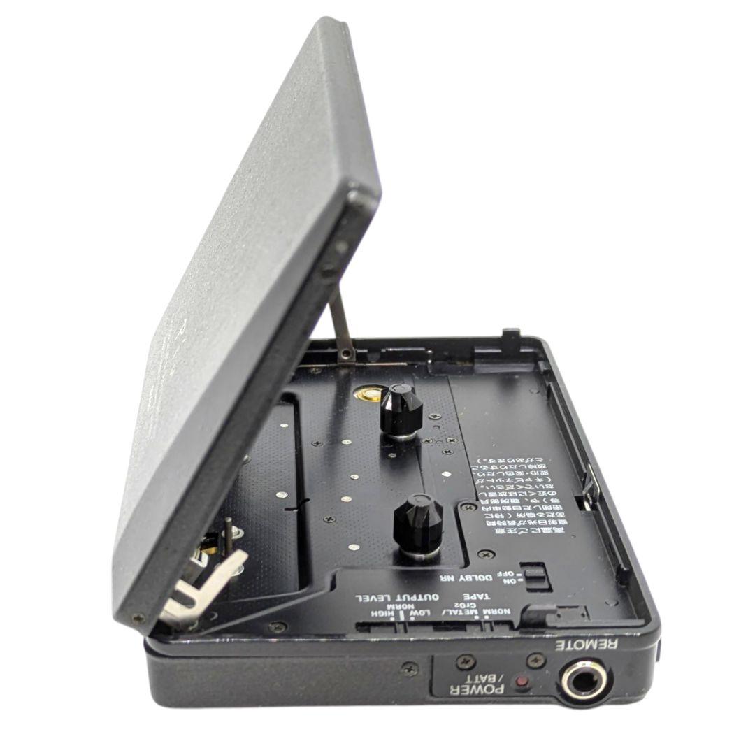 【外観美品】カーボン製99g！シャープの挑戦、希少モデル「Piu」