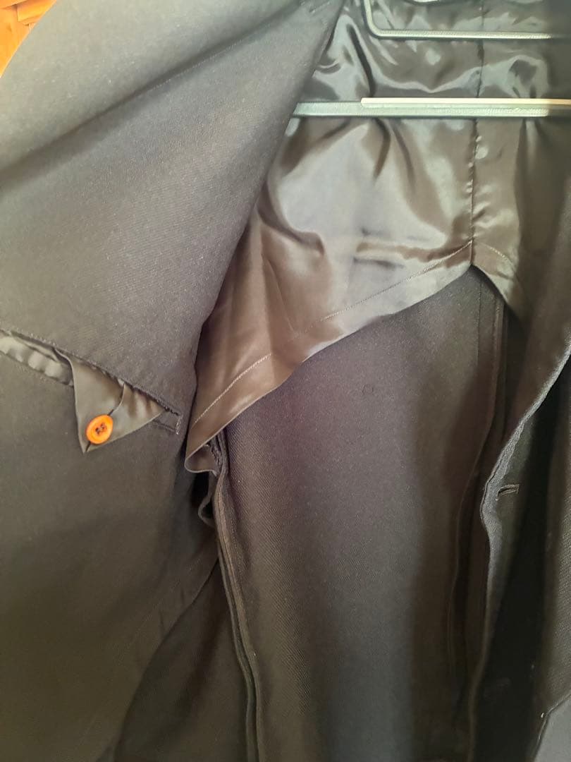 専用！！ノーカラー黒ジャケット オレンジボタン付き