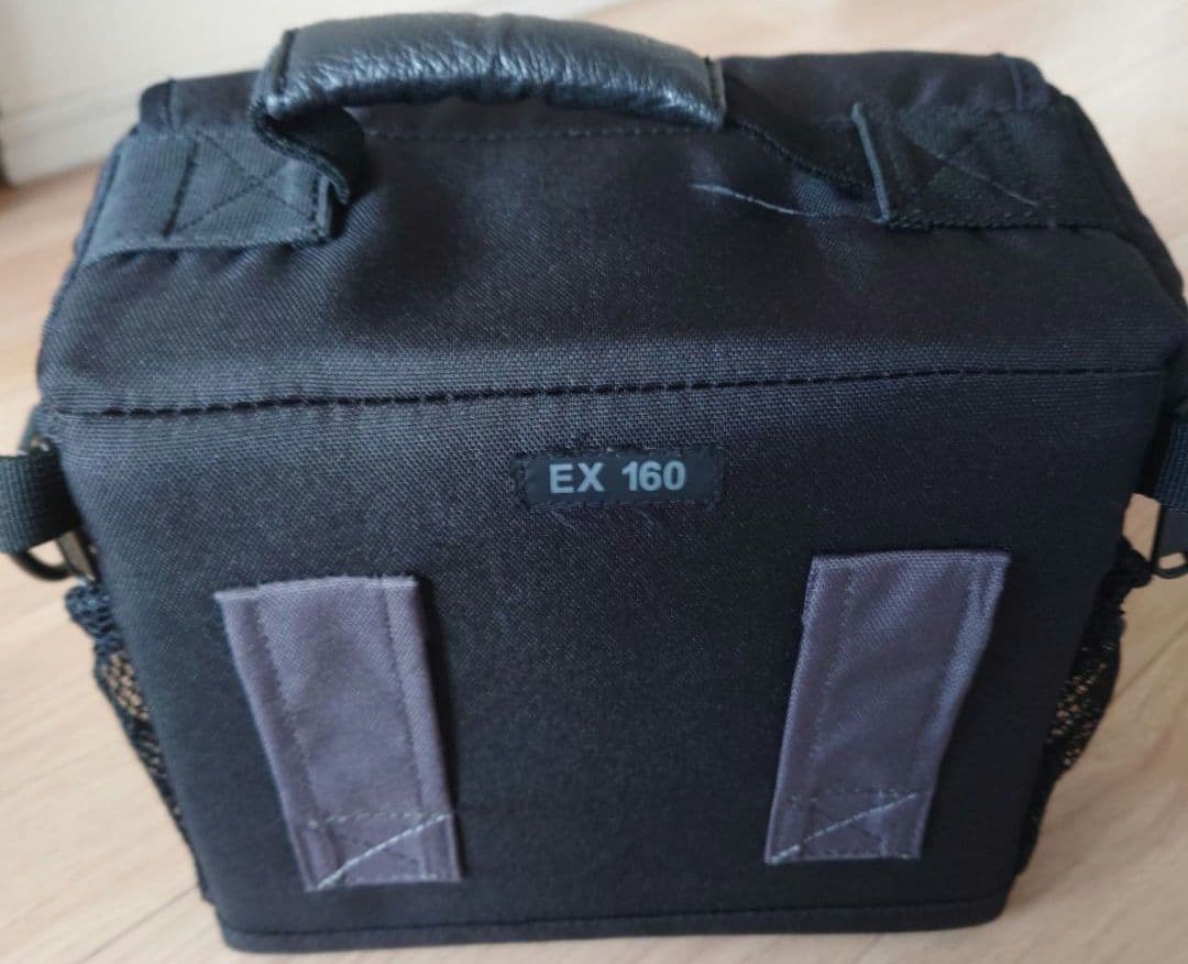 Canon EOS Kiss Digital X 本体とレンズ2本 動作確認済