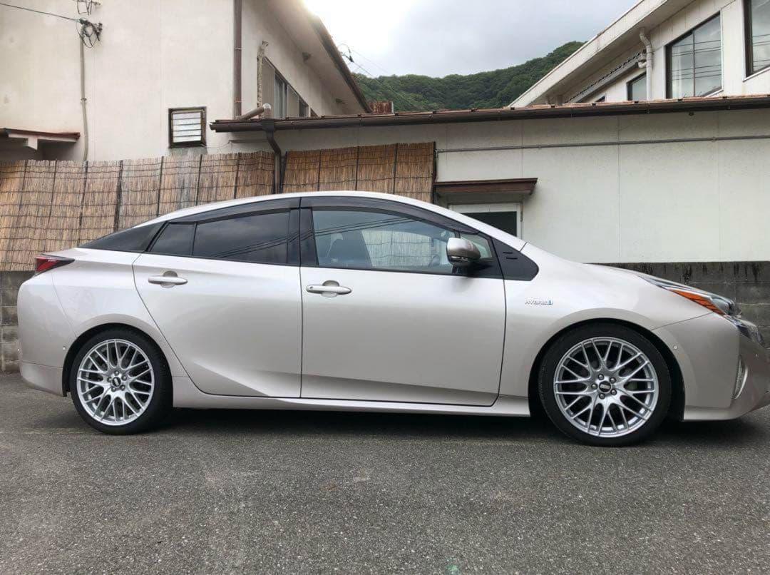 り　　RS-R 50プリウス　ダウンサス