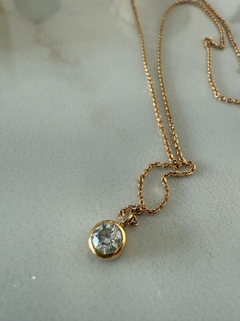 メイプル様ご予約　0.3ct ダイヤ　ベゼルセッティング　ネックレス　18kyg