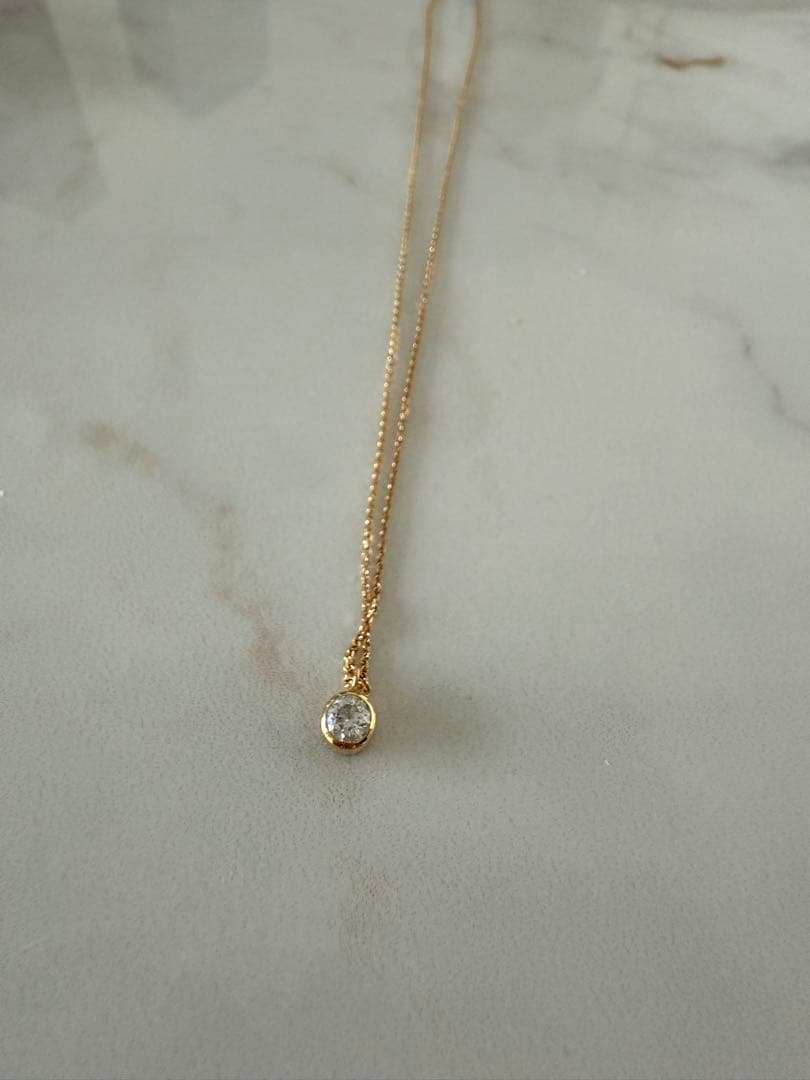 メイプル様ご予約　0.3ct ダイヤ　ベゼルセッティング　ネックレス　18kyg