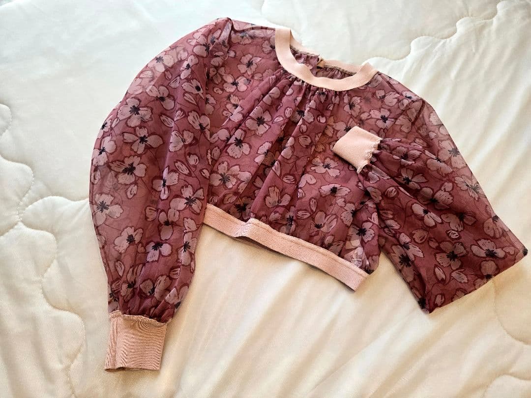 【EPOCA La maglia】 ニットドレス& 花柄シフォンブラウスセット