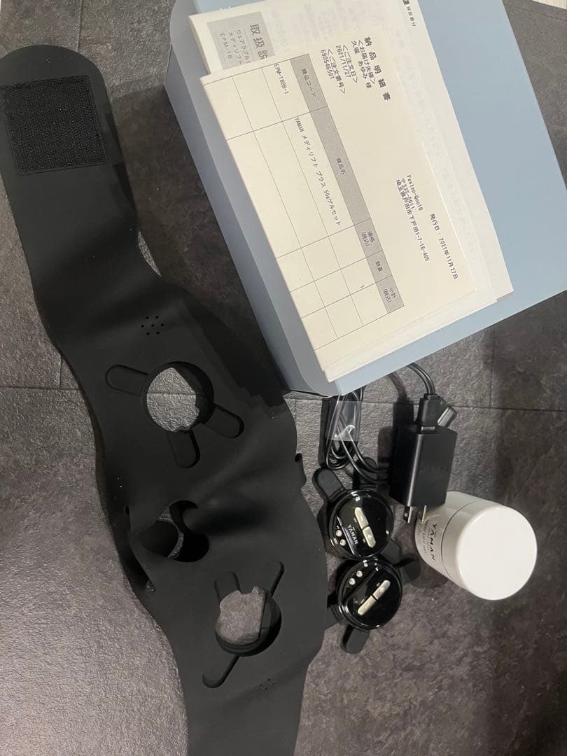 YAMAN Medi Lift プラス　フェイスリフト美容器