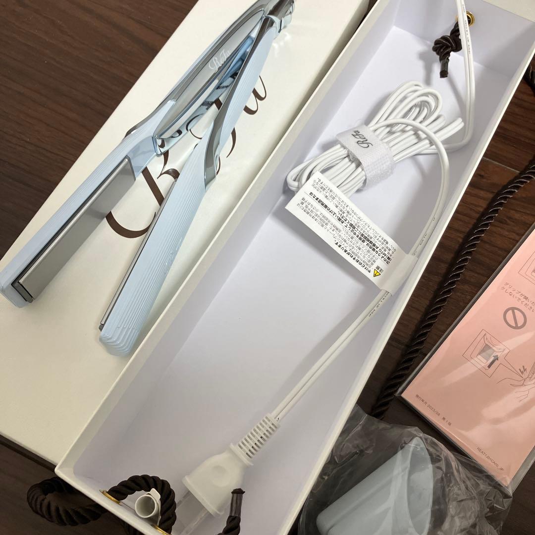 ReFaリファストレートアイロンプロ ホワイト　RE-AT-02