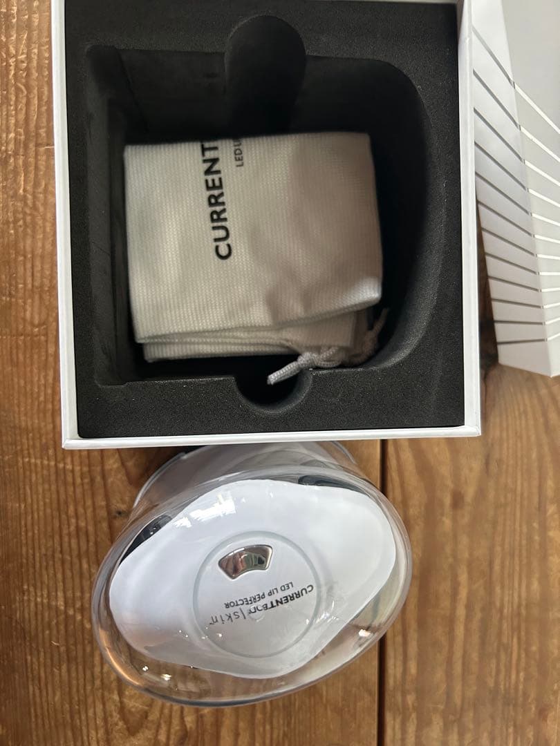 CURRENT BODY SKIN LED リップパーフェクター&フェイマスク