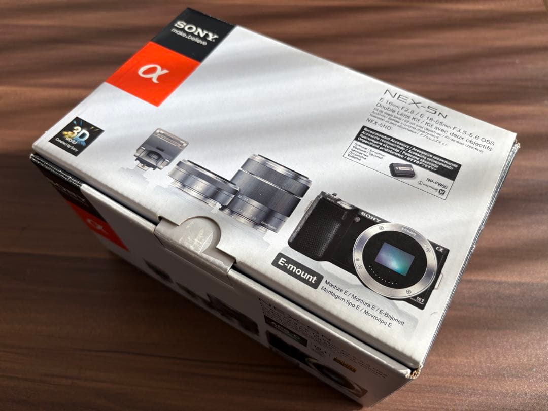 SONY NEX-5N ミラーレスカメラ E 16mmレンズ付き