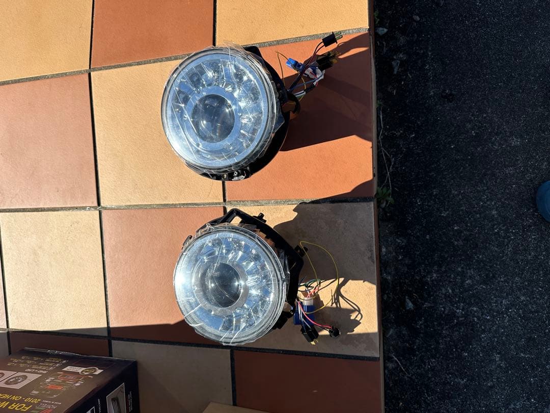 WE-HL0130F-RHD-CH W463 G-Class ヘッドランプ