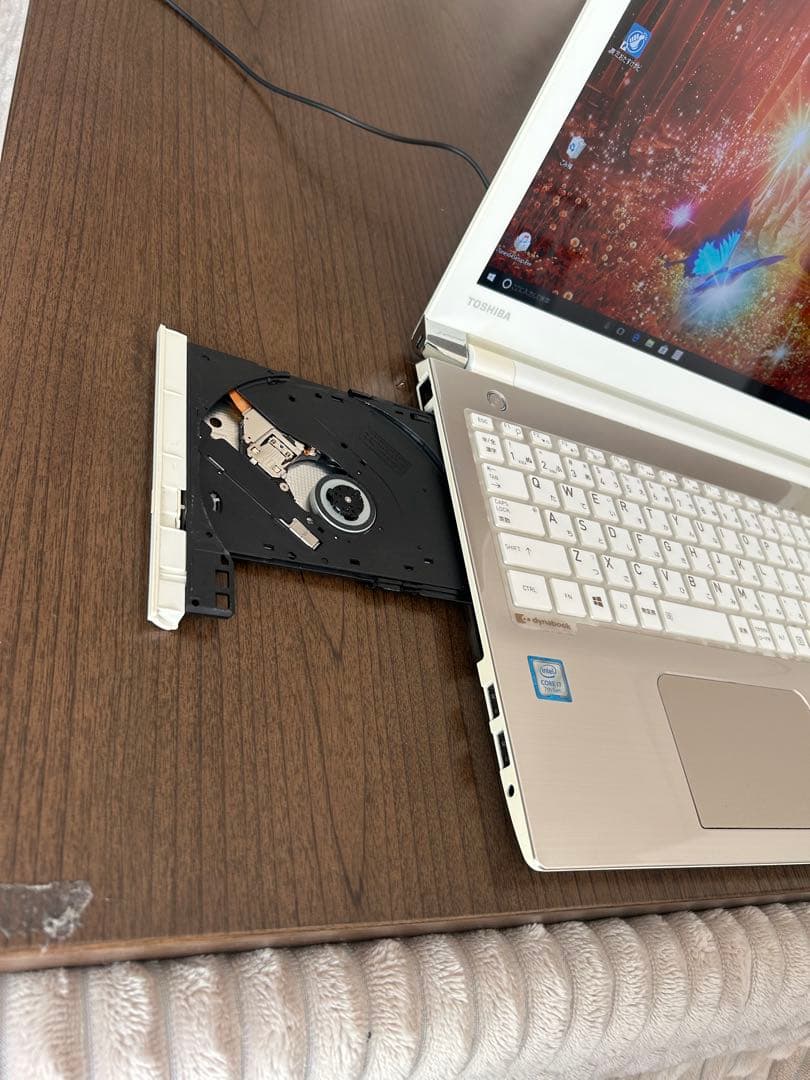 dynabook シルバー ノートPC マウス付き