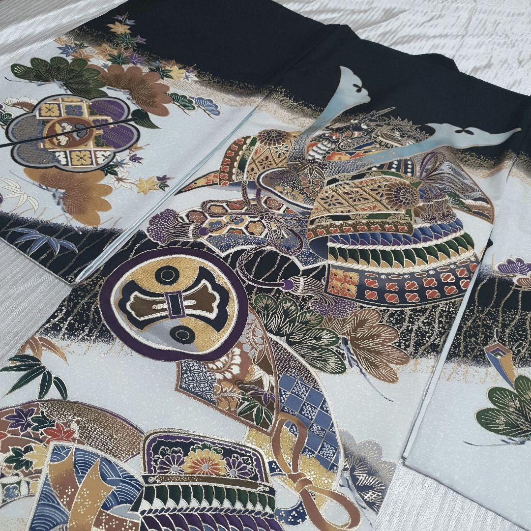 お宮参り　男の子一つ身着物　産着　鎧兜　黒、オフホワイト