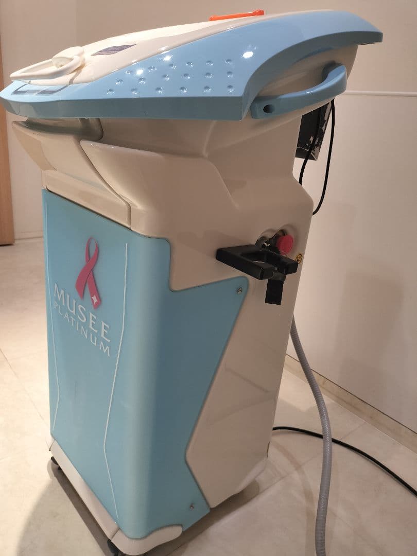 DEKA MUSEE PLATINUM 業務用脱毛器　脱毛エステ店の方へオススメ