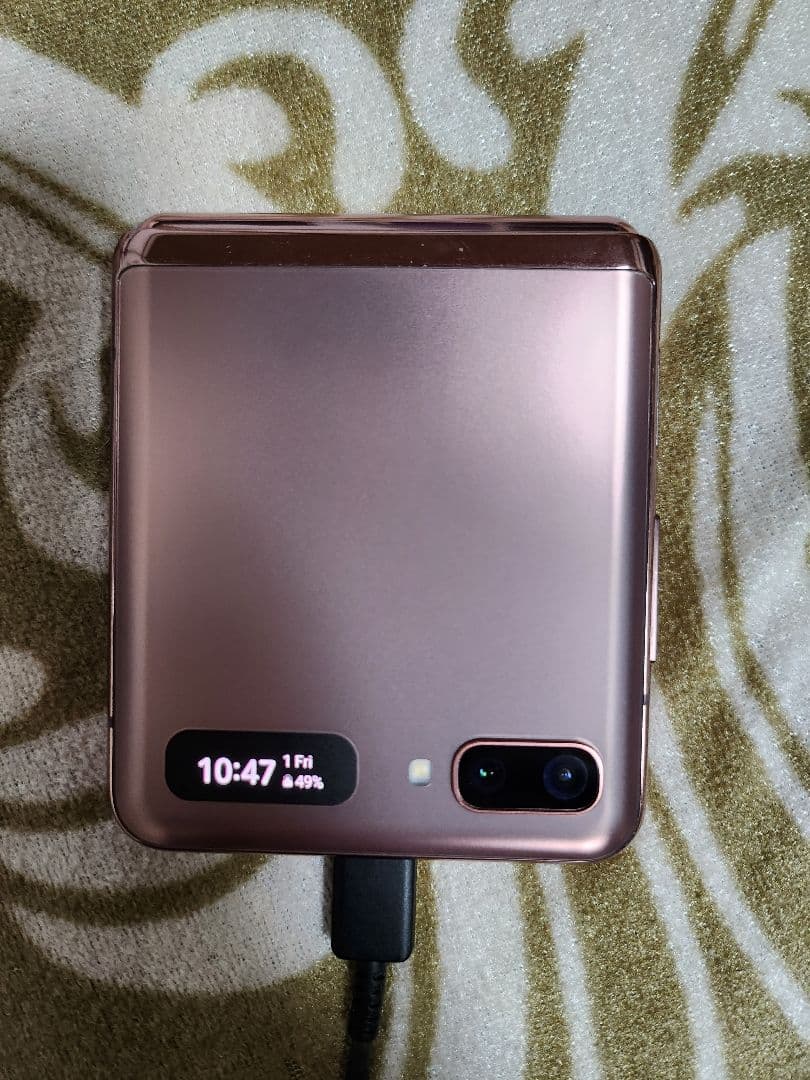 Samsung Galaxy Z Flip 5G SM-707U 新品画面