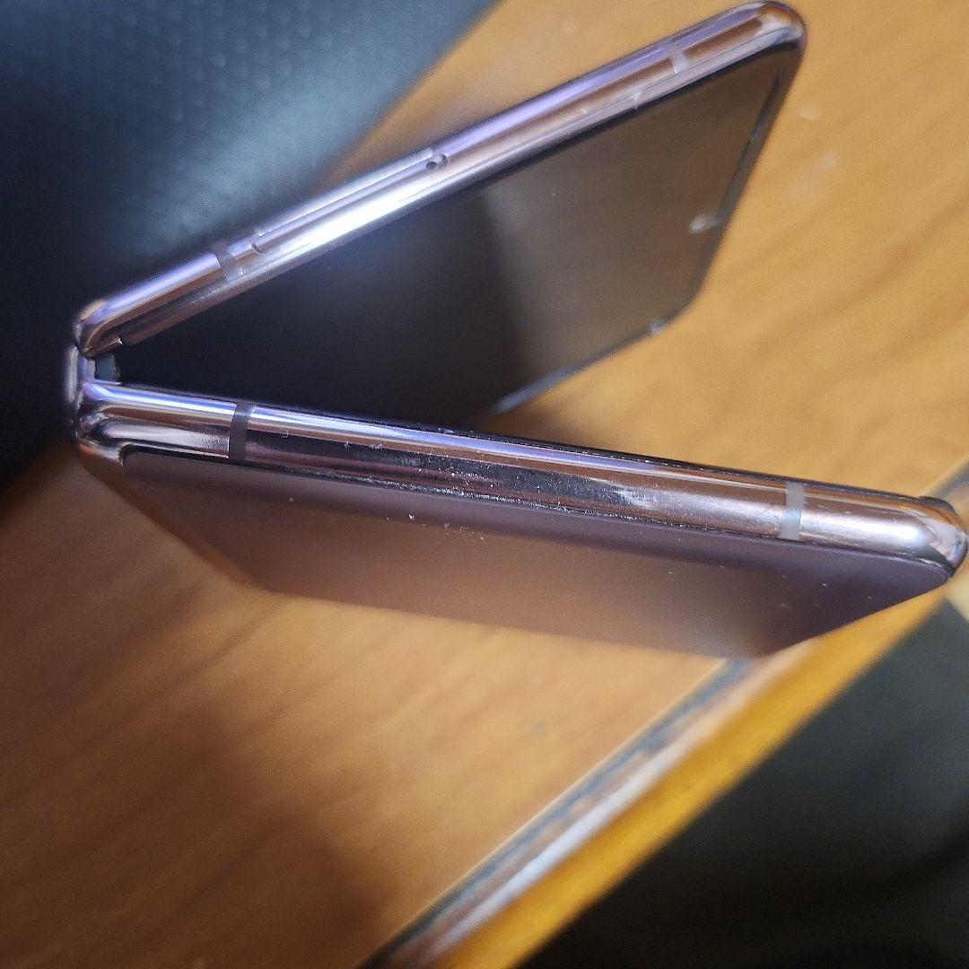 Samsung Galaxy Z Flip 5G SM-707U 新品画面