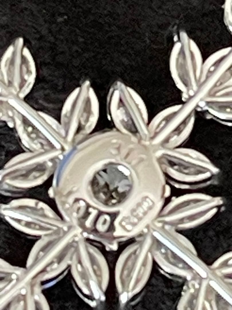 モンロー様❤︎ダイヤモンドクロスネックレス