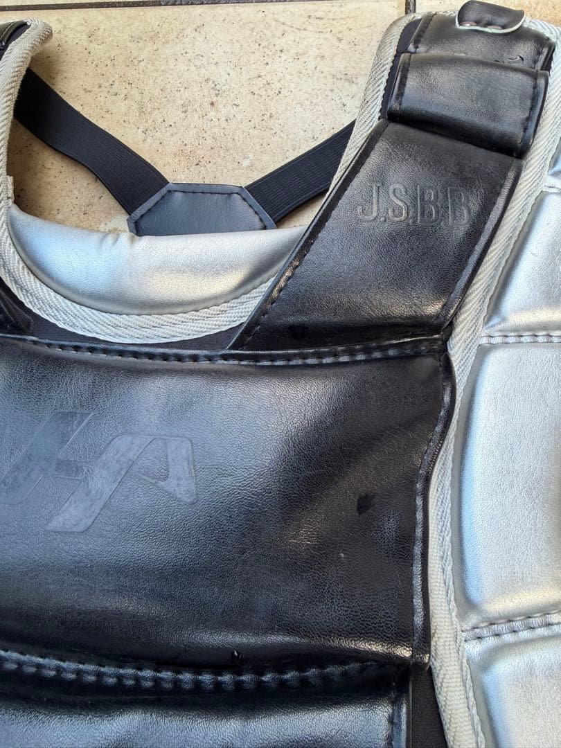 ハタケヤマ　軟式　オーダーキャッチャー防具 シルバー/ブラック