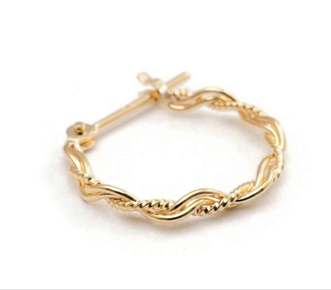 K18 フープピアス☆イエローゴールド 18金ピアス 刻印あり日本製　※片耳※