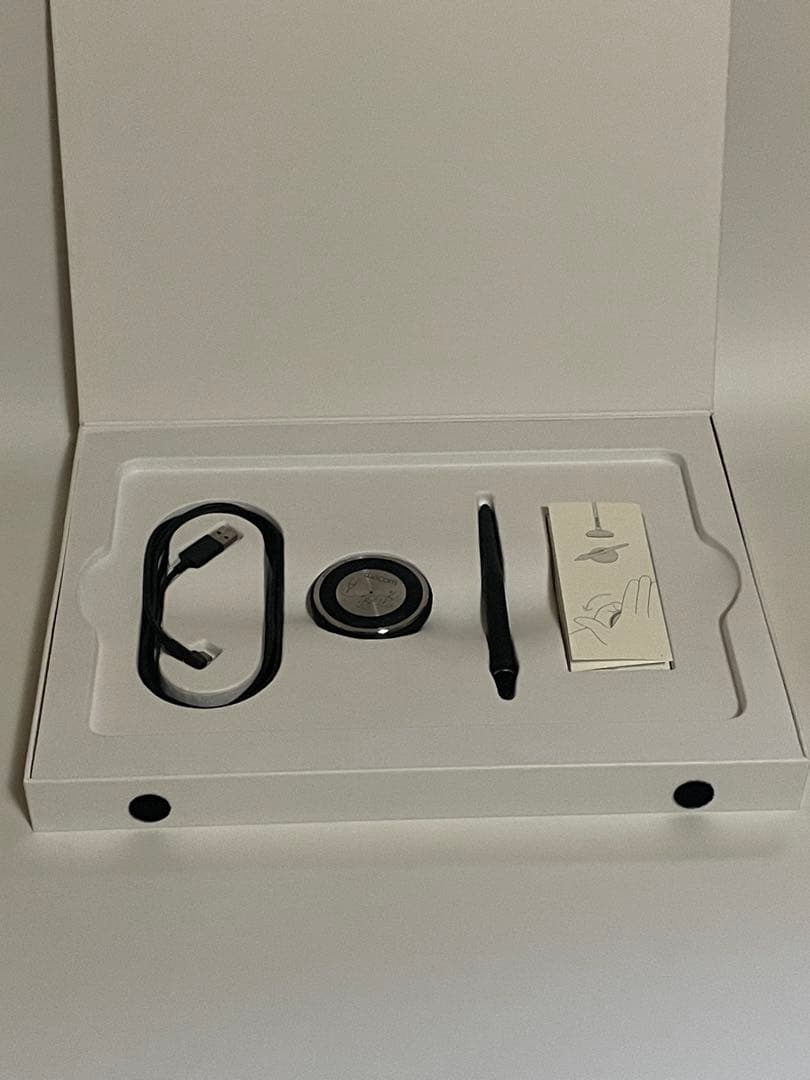 液タブ・ペンタブ WACOM Iutuos Pro