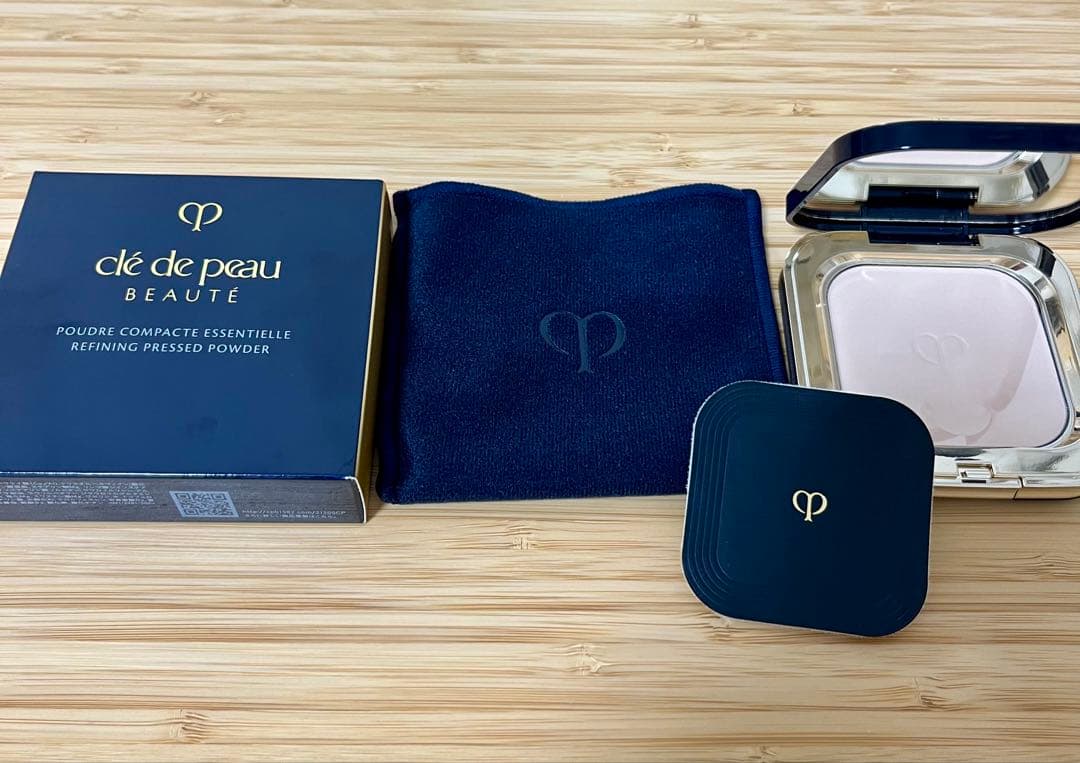 クレドポーボーテ　プードルコンパクトエサンシエルｎ【本体】