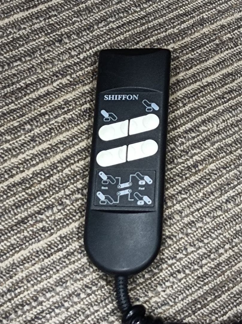 八6402【SHIFFON】シフォン 電動リクライニングソファ(キャスター付)