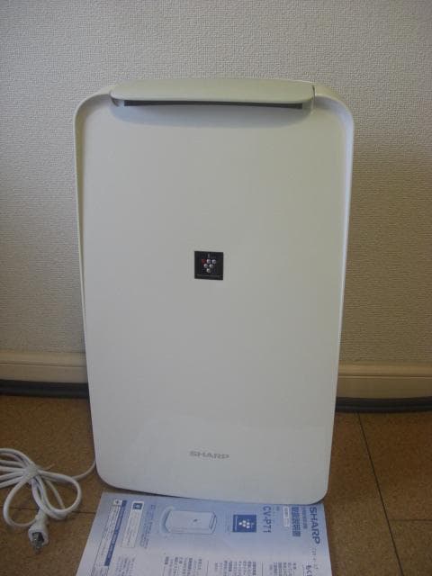 ◆SHARP/シャープ　衣類乾燥除湿機　CV-P71 ホワイト◆