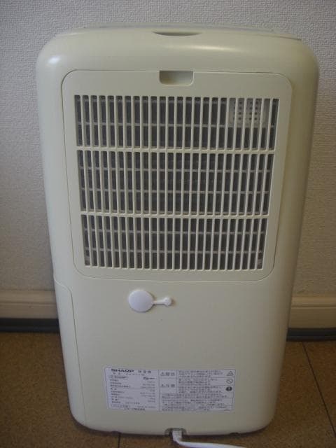 ◆SHARP/シャープ　衣類乾燥除湿機　CV-P71 ホワイト◆