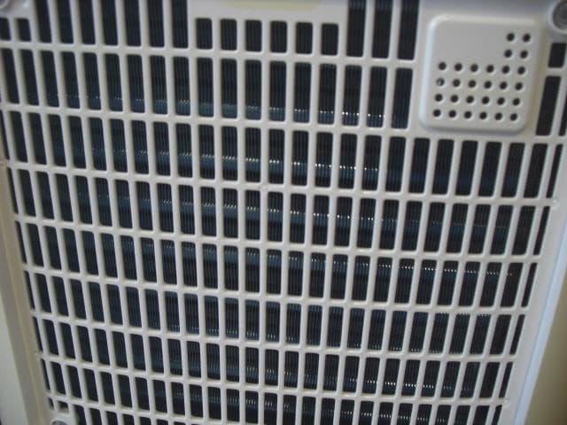 ◆SHARP/シャープ　衣類乾燥除湿機　CV-P71 ホワイト◆