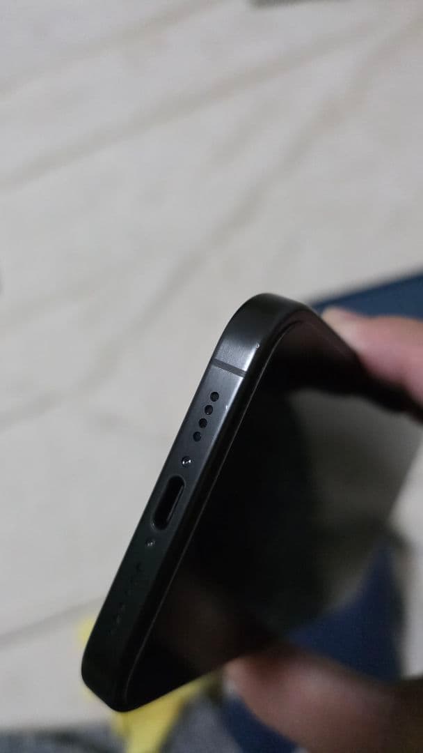 [美品] iPhone 15 ProMax 本体 256GB ブラックチタニウム