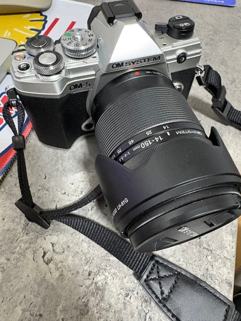 OM-5 ミラーレス一眼 シルバー 14-150mm
