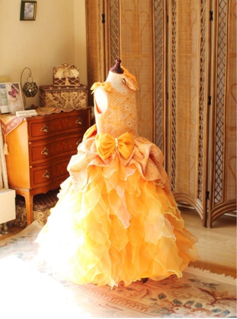 にゃんたん様　オーダーメイド　赤130＆オレンジ120〜130フォーマルドレス