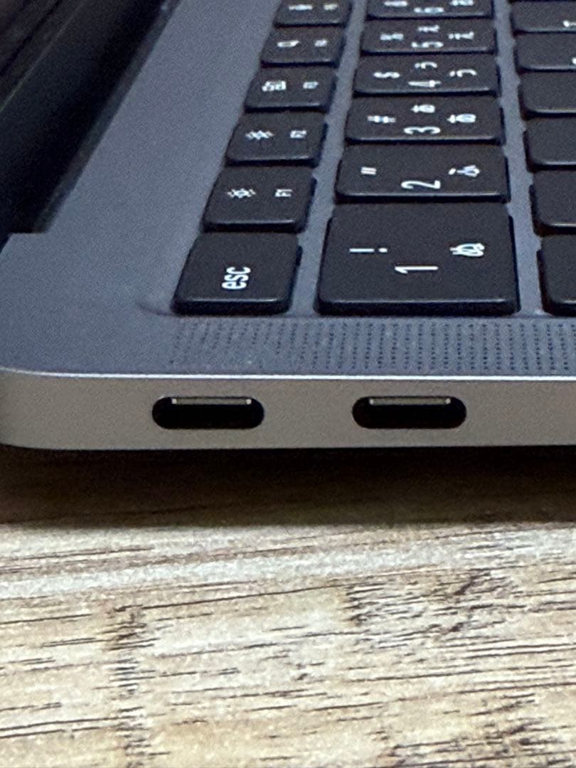 MacBook本体 Apple MacBook Air M1, 2020 8GB 256GB