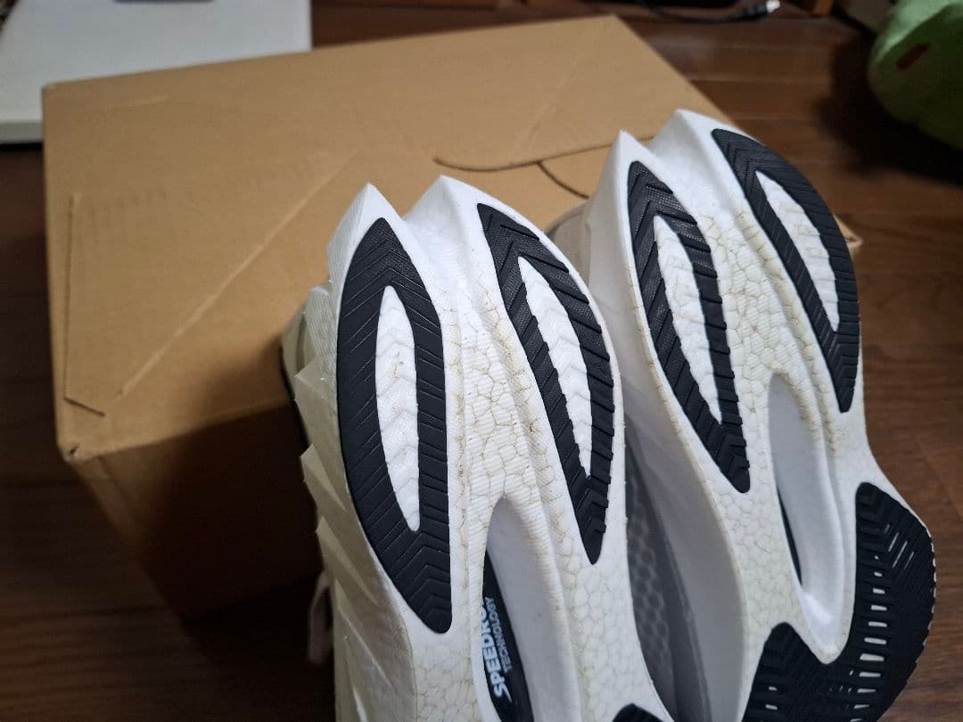 サッカニー　エンドルフィンプロ4　26.5cm ENDORPHIN PRO 4