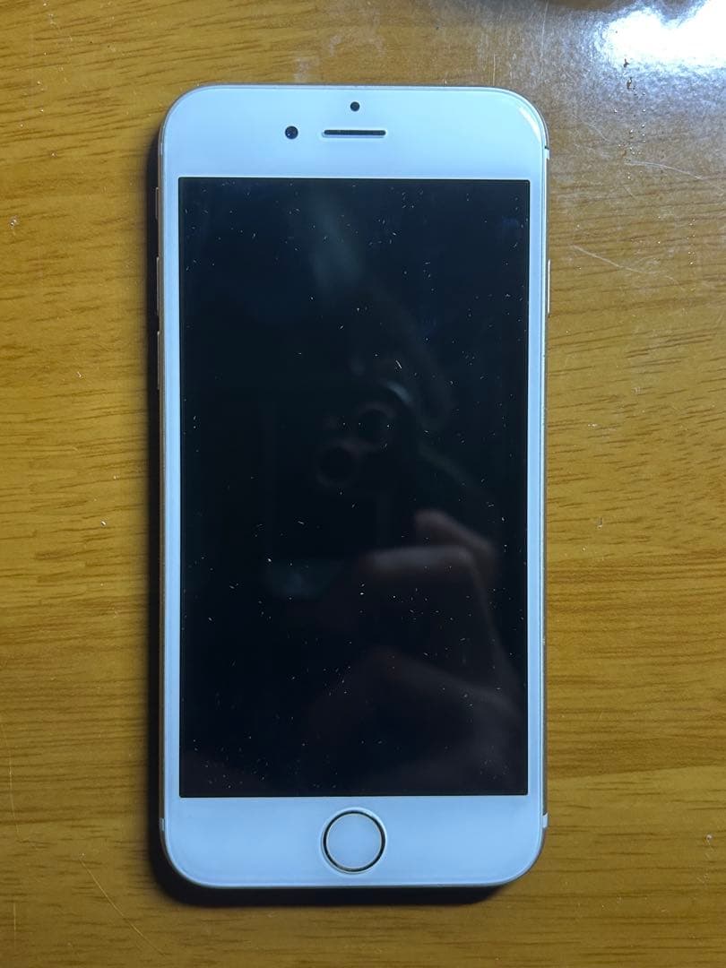 Apple社製 iPhone6sゴールド　※送料無料及び値下げ対応商品