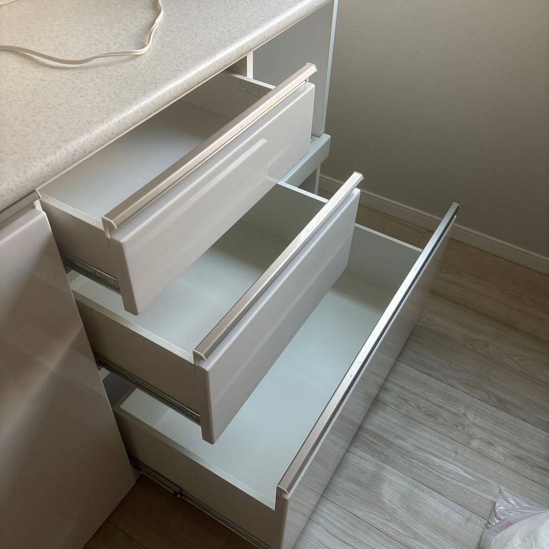 ニトリ食器棚(アルミナ2)3/6まで出品