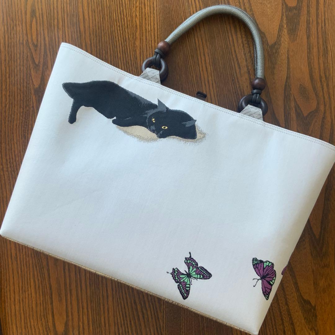 A4サイズ対応　帯　猫と蝶々　リメイク　江戸打紐ハンドルバッグ